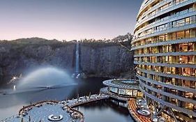 Intercontinental Shanghai Wonderland
